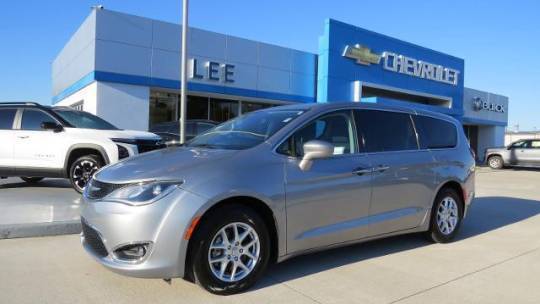 2020 Chrysler Pacifica Touring — Minivan — 30,760 mi — Washington, NC