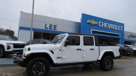 2023 Jeep Gladiator Sport S — Pickup Truck — 8,775 mi — Washington, NC