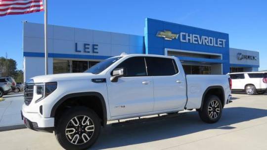 2023 GMC Sierra 1500 AT4 — Pickup Truck — 52,718 mi — Washington, NC