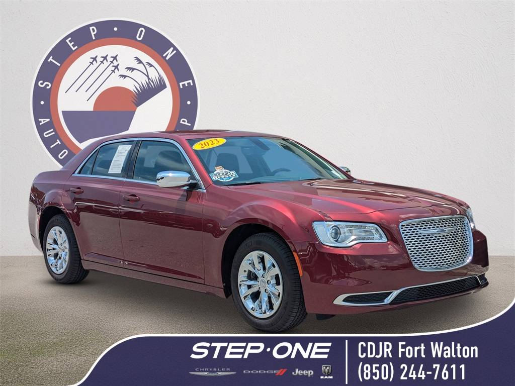 2023 Chrysler 300 Touring — Sedan — 13 mi — Ft Walton Beach, FL