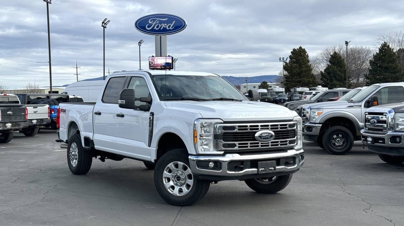 2023 Ford Super Duty F-350 XLT — Pickup Truck — 15,382 mi — La Grande, OR
