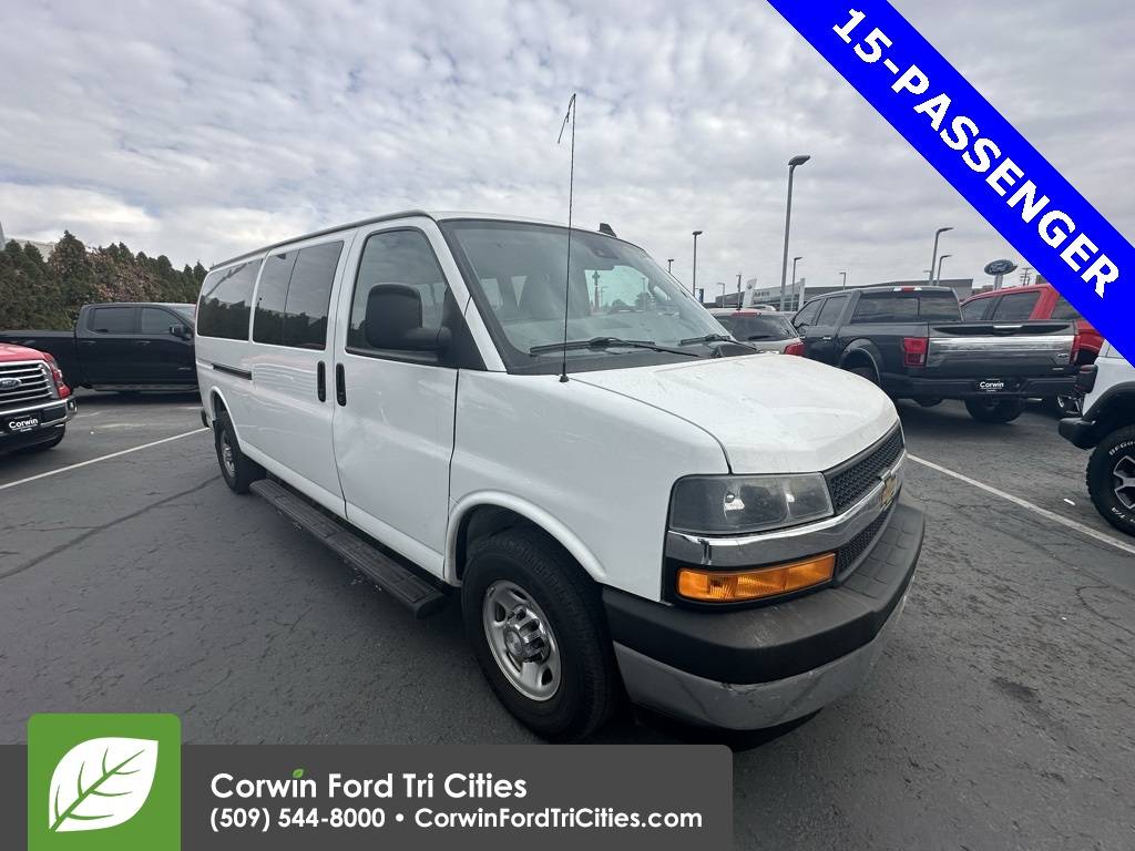 2019 Chevrolet Express Passenger LT — Passenger Van — 124,893 mi — Pasco, WA