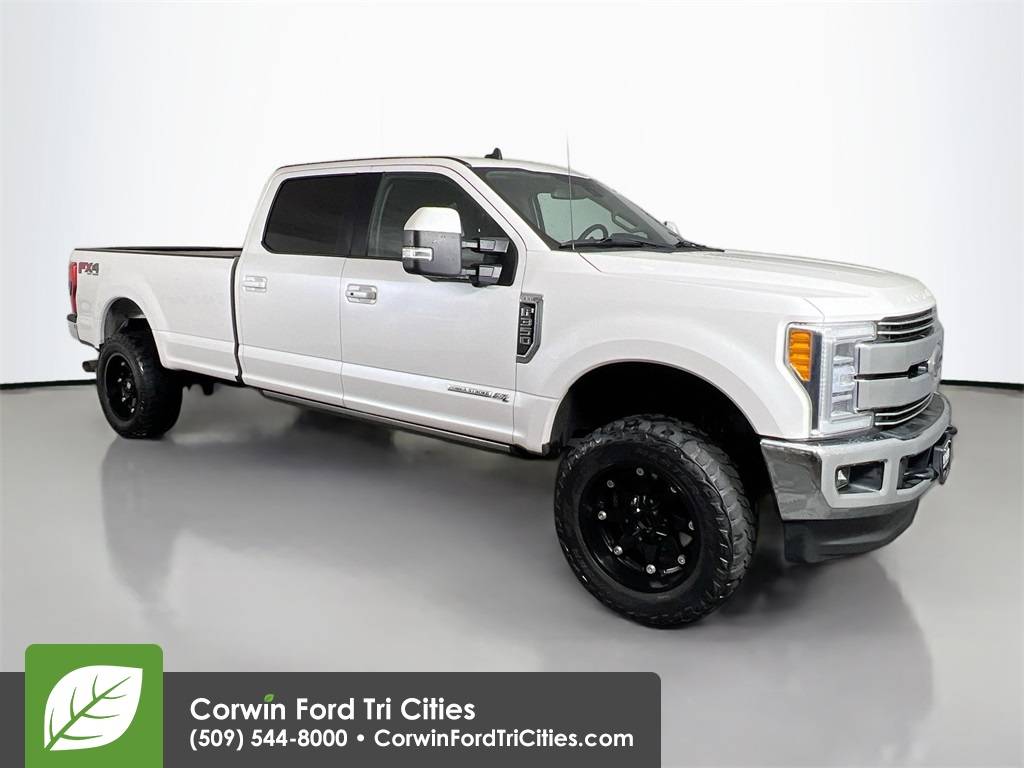 2019 Ford Super Duty F-350 Lariat — Pickup Truck — 110,353 mi — Pasco, WA
