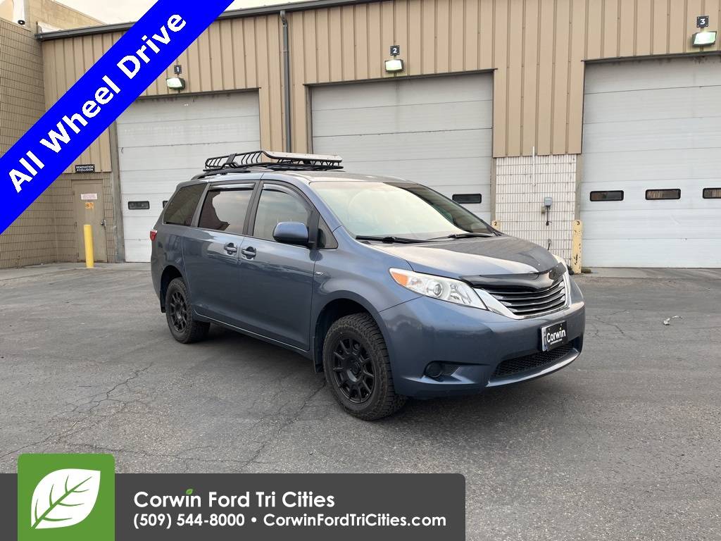 2016 Toyota Sienna LE — Minivan — 93,000 mi — Pasco, WA
