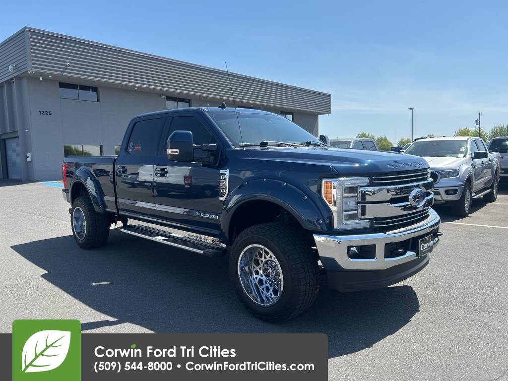 2019 Ford Super Duty F-350 Lariat — Pickup Truck — 83,624 mi — Pasco, WA