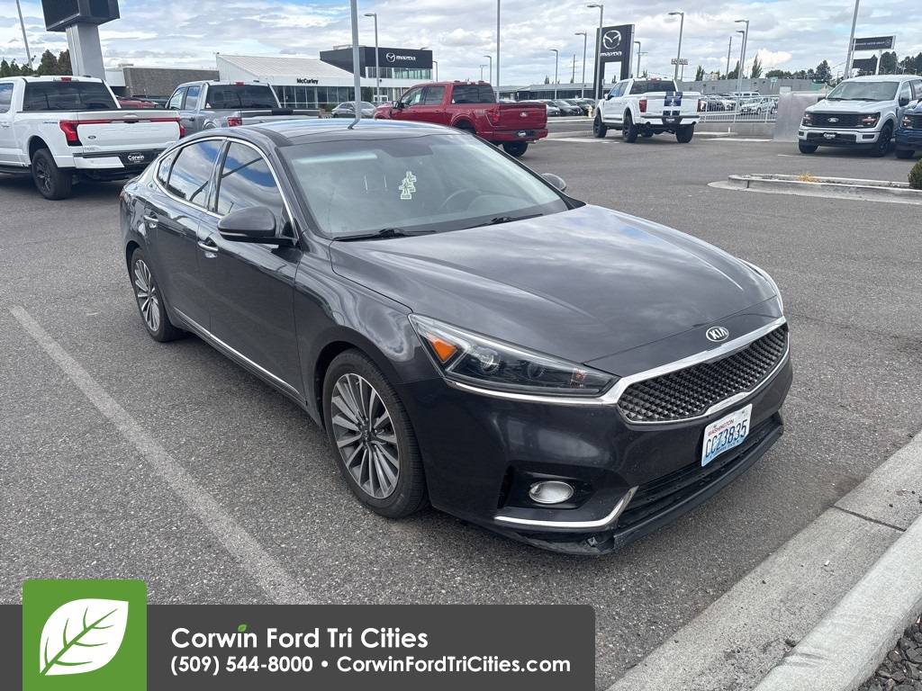 2017 Kia Cadenza Premium — Sedan — 158,844 mi — Pasco, WA