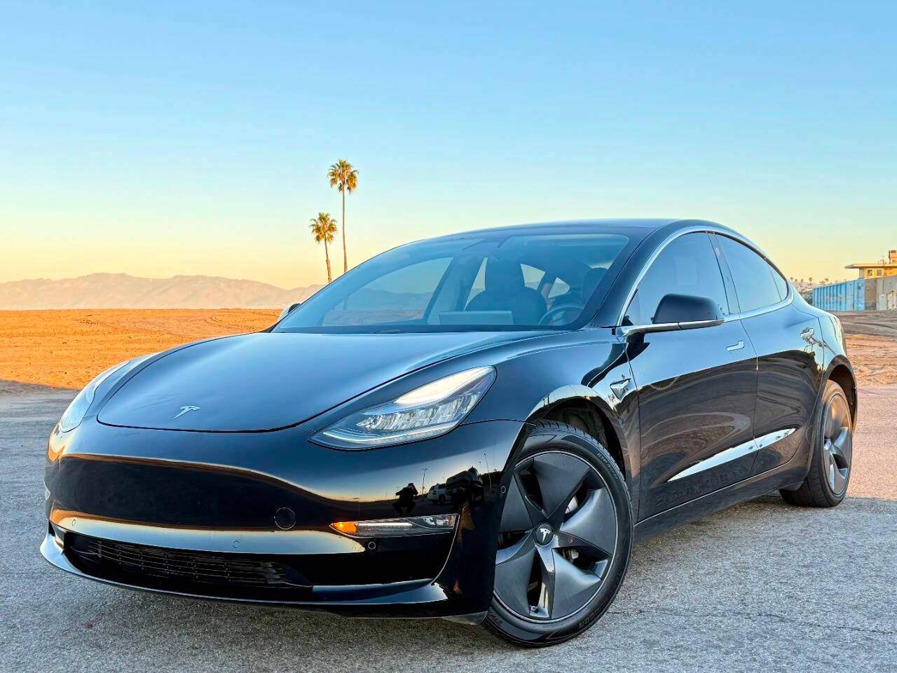 2018 Tesla Model 3 Long Range — Sedan — 108,694 mi — Hawthorne, CA