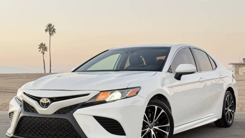 2019 Toyota Camry SE — Sedan — 77,760 mi — Hawthorne, CA