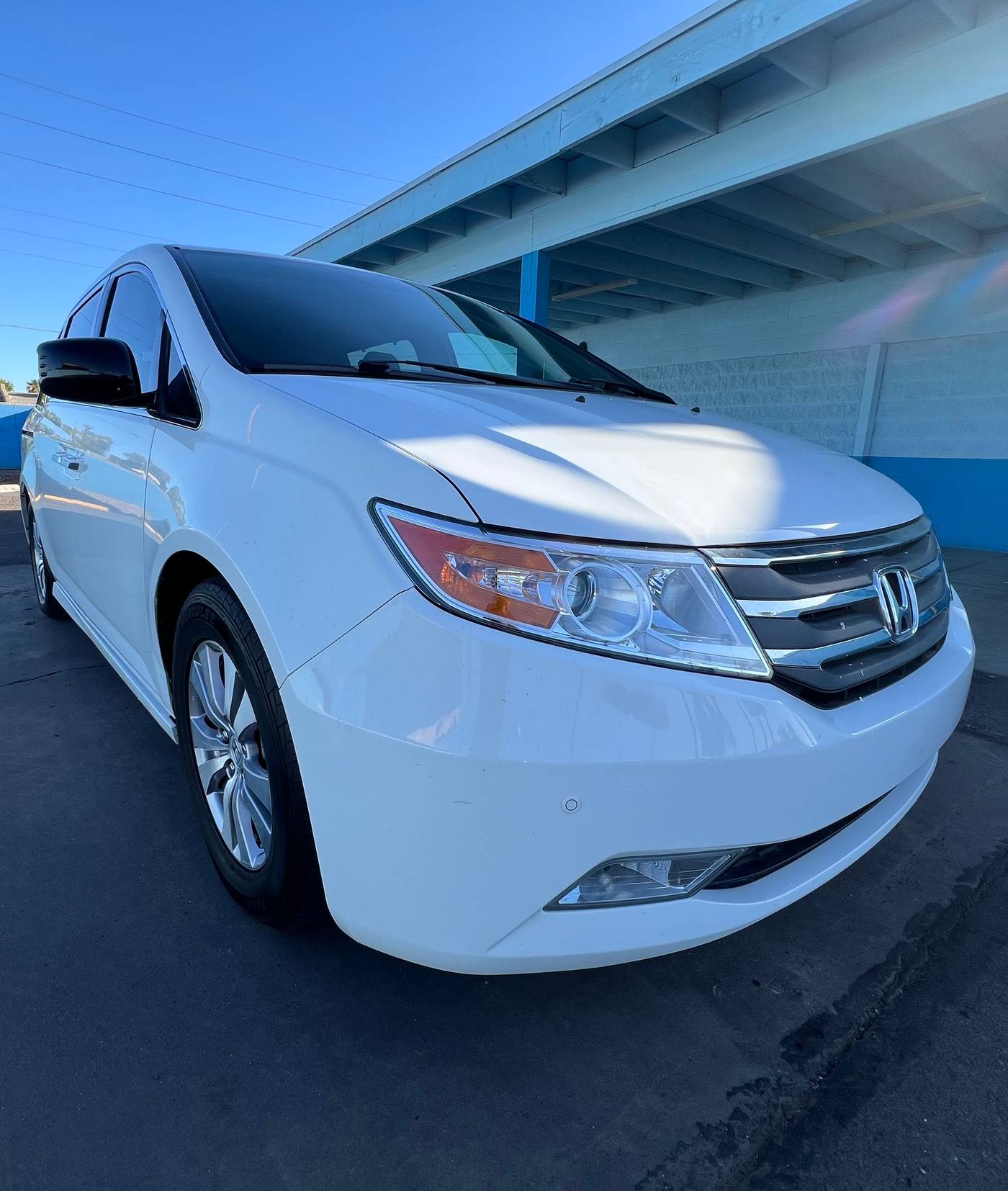2011 Honda Odyssey Touring — Minivan — 167,530 mi — Glendale, AZ