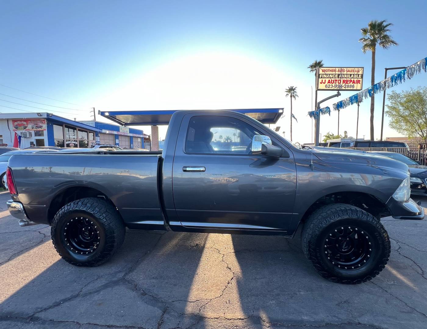 2015 Ram 1500 SLT — Pickup Truck — 89,490 mi — Glendale, AZ