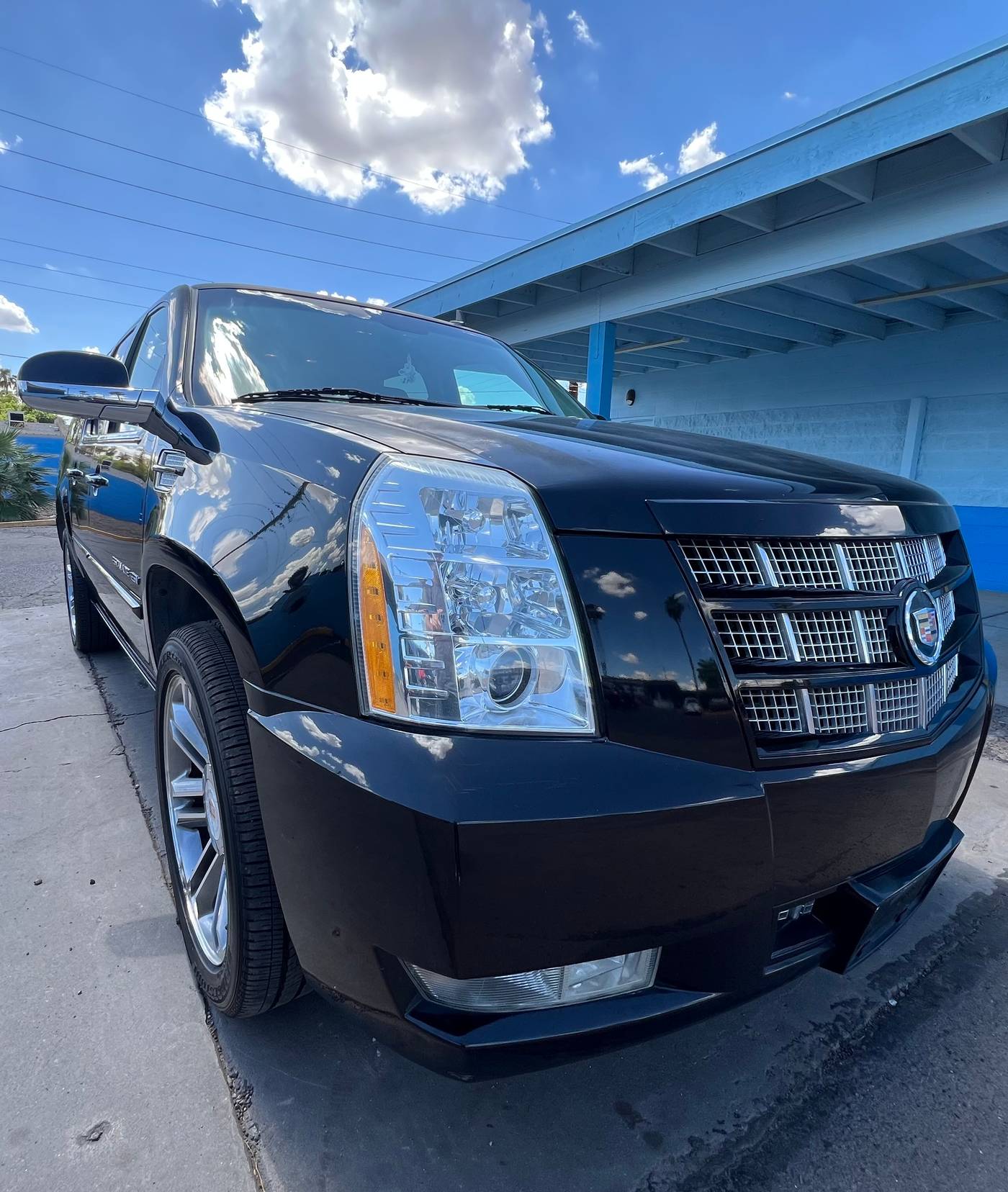 2013 Cadillac Escalade Premium — SUV — 177,200 mi — Glendale, AZ