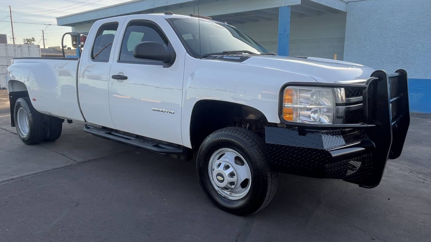 2012 Chevrolet Silverado 3500HD WT — Pickup Truck — 187,120 mi — Glendale, AZ