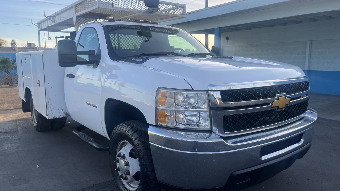 2013 Chevrolet Silverado 3500HD Chassis Cab WT — Chassis Cab Truck — 171,860 mi — Glendale, AZ