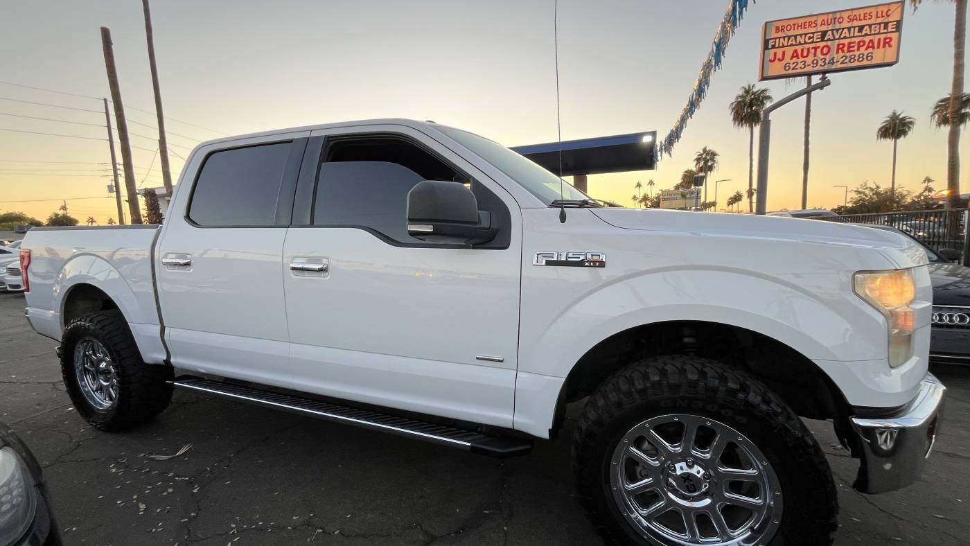 2015 Ford F-150 XL — Pickup Truck — 142,920 mi — Glendale, AZ