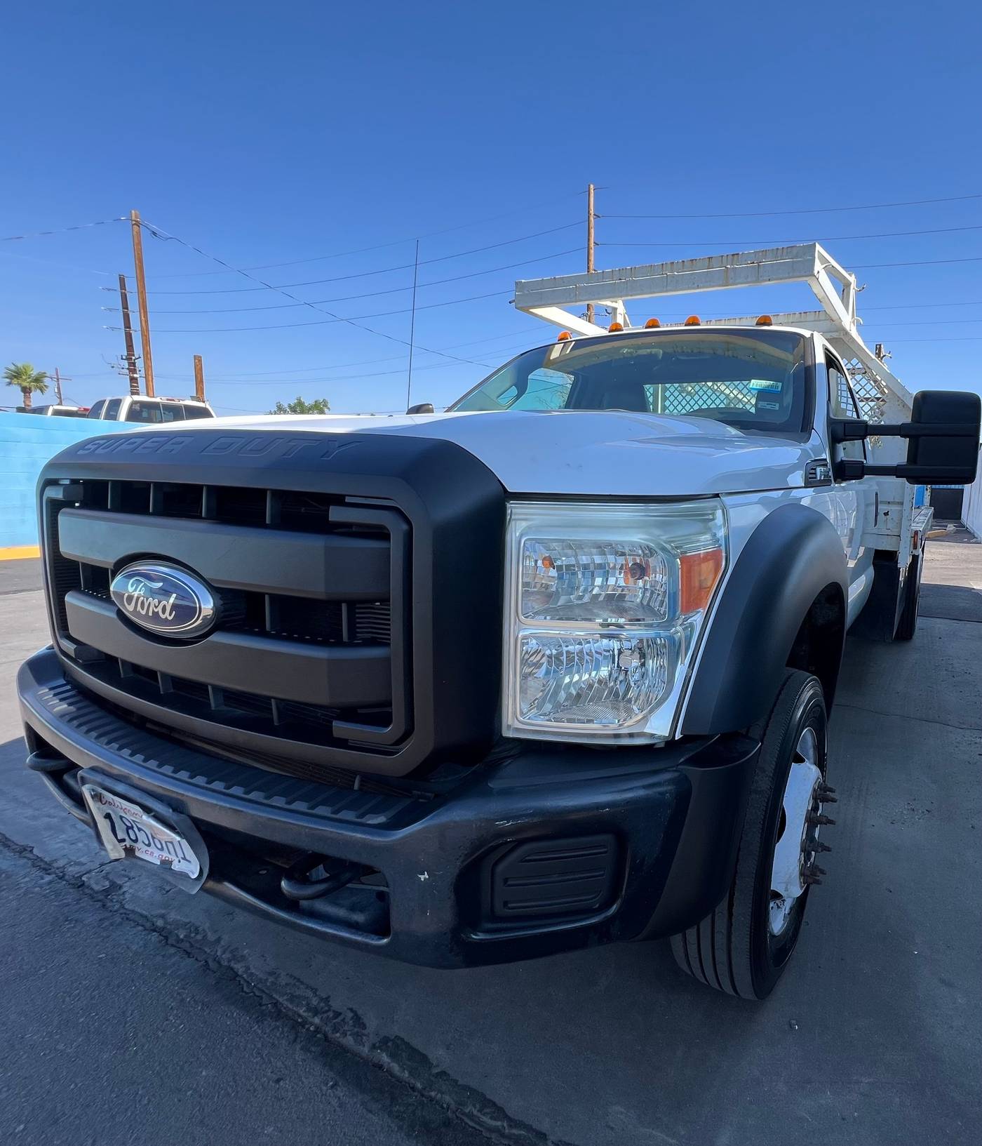 2012 Ford Super Duty F-550 Chassis Cab XL — Chassis Cab Truck — 117,990 mi — Glendale, AZ