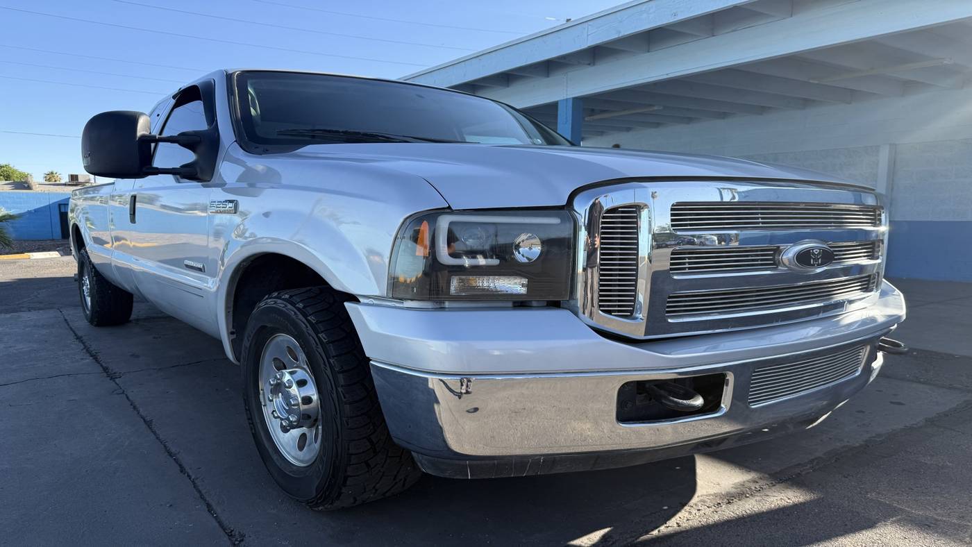 2006 Ford Super Duty F-250 XLT — Pickup Truck — 90,220 mi — Glendale, AZ