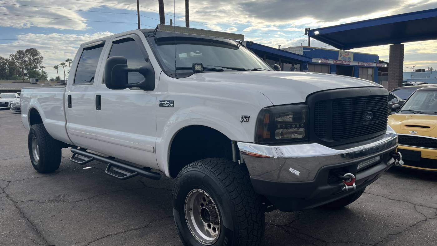 2002 Ford Super Duty F-350 XL — Pickup Truck — 109,740 mi — Glendale, AZ