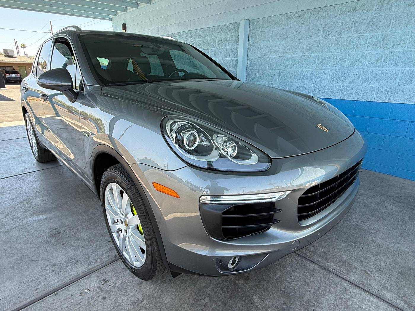 2016 Porsche Cayenne S E-Hybrid