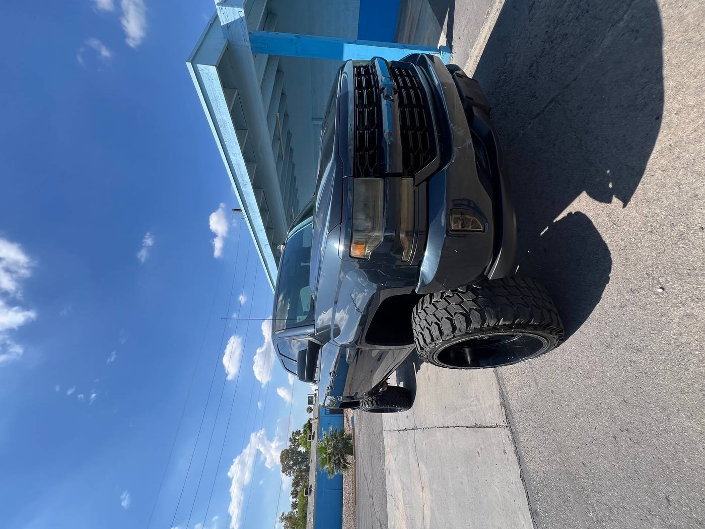 2019 Chevrolet Silverado 1500 LD LT — Pickup Truck — 92,450 mi — Glendale, AZ