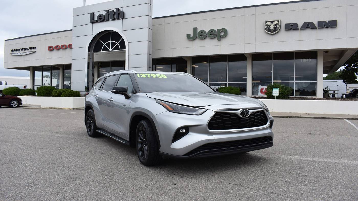 2022 Toyota Highlander XLE — SUV — 30,588 mi — Aberdeen, NC