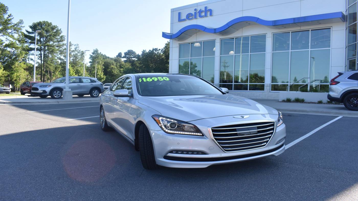 2016 Hyundai Genesis 3.8 — Sedan — 98,297 mi — Aberdeen, NC