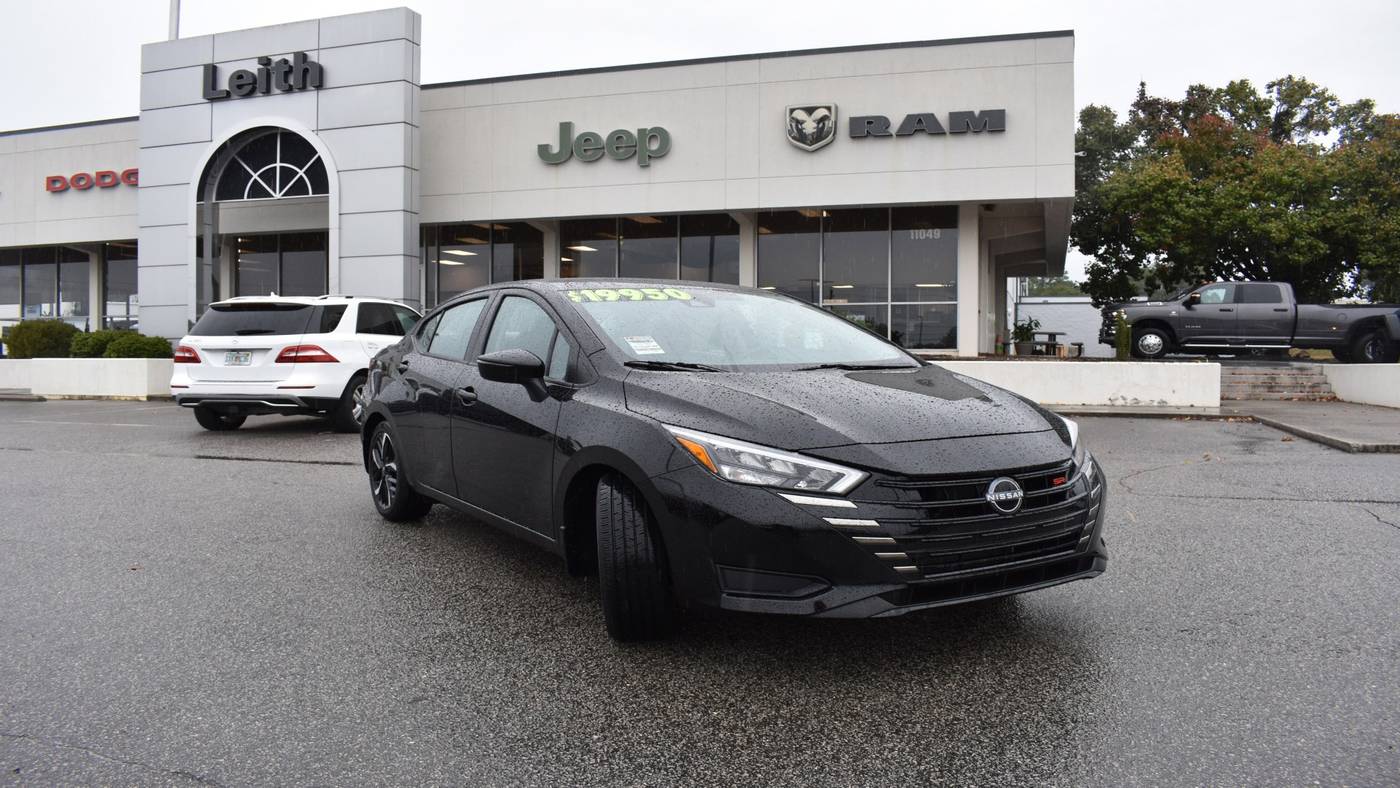 2025 Nissan Versa SR — Sedan — 6,499 mi — Aberdeen, NC