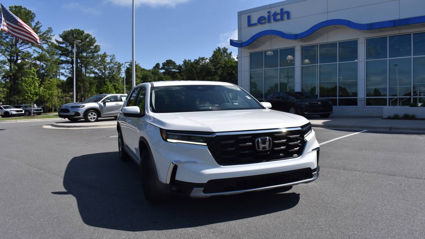 2024 Honda Pilot EX-L 8 Passenger — SUV — 33,000 mi — Aberdeen, NC