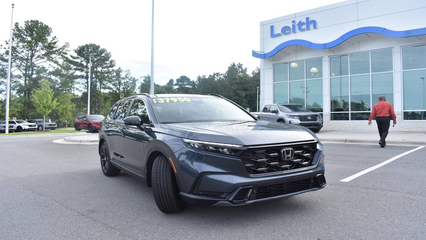 2025 Honda CR-V Hybrid Sport-L — SUV — 1,355 mi — Aberdeen, NC