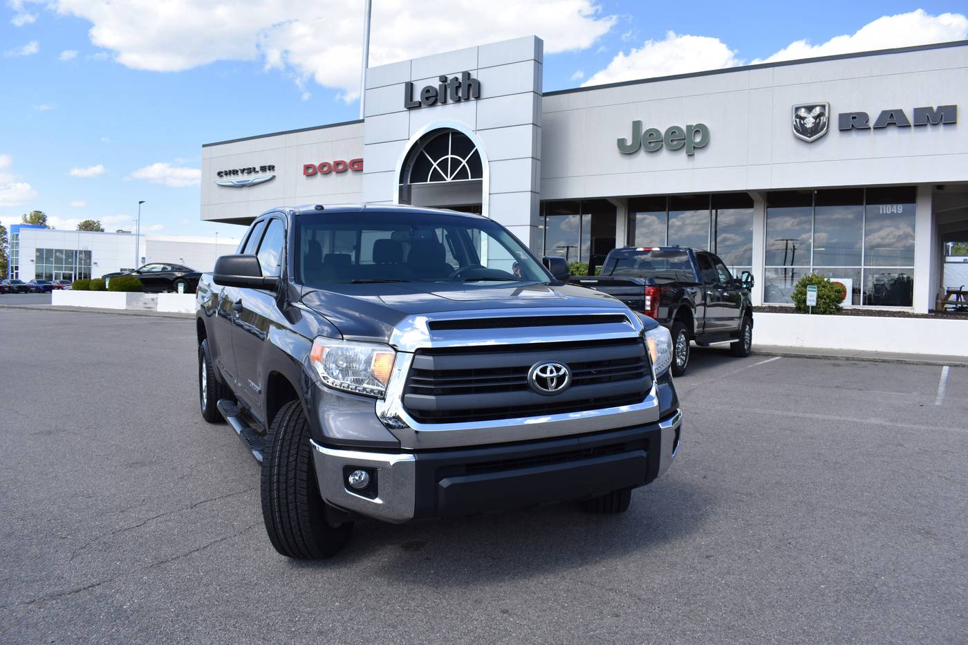 2015 Toyota Tundra SR5 — Pickup Truck — 87,115 mi — Aberdeen, NC