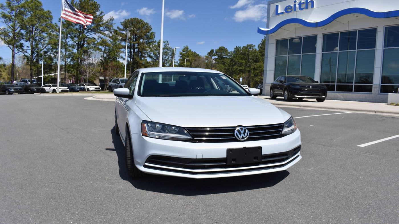 2017 Volkswagen Jetta 1.4T S — Sedan — 39,053 mi — Aberdeen, NC