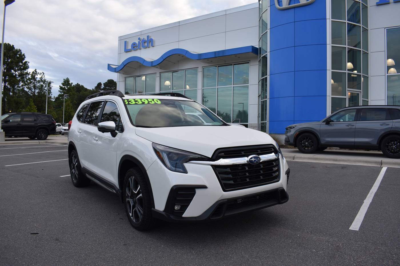 2023 Subaru Ascent Limited — SUV — 30,104 mi — Aberdeen, NC