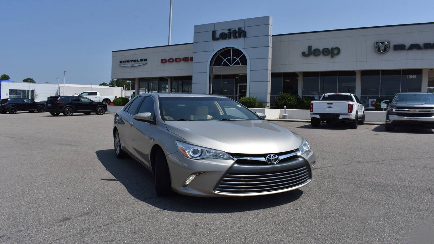 2016 Toyota Camry XLE — Sedan — 102,956 mi — Aberdeen, NC
