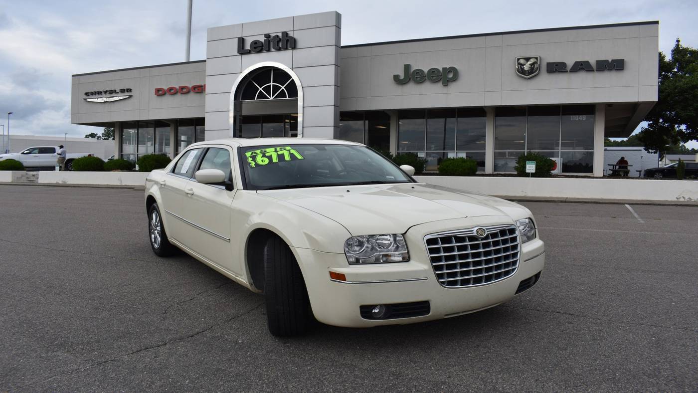 2009 Chrysler 300 Touring — Sedan — 102,301 mi — Aberdeen, NC