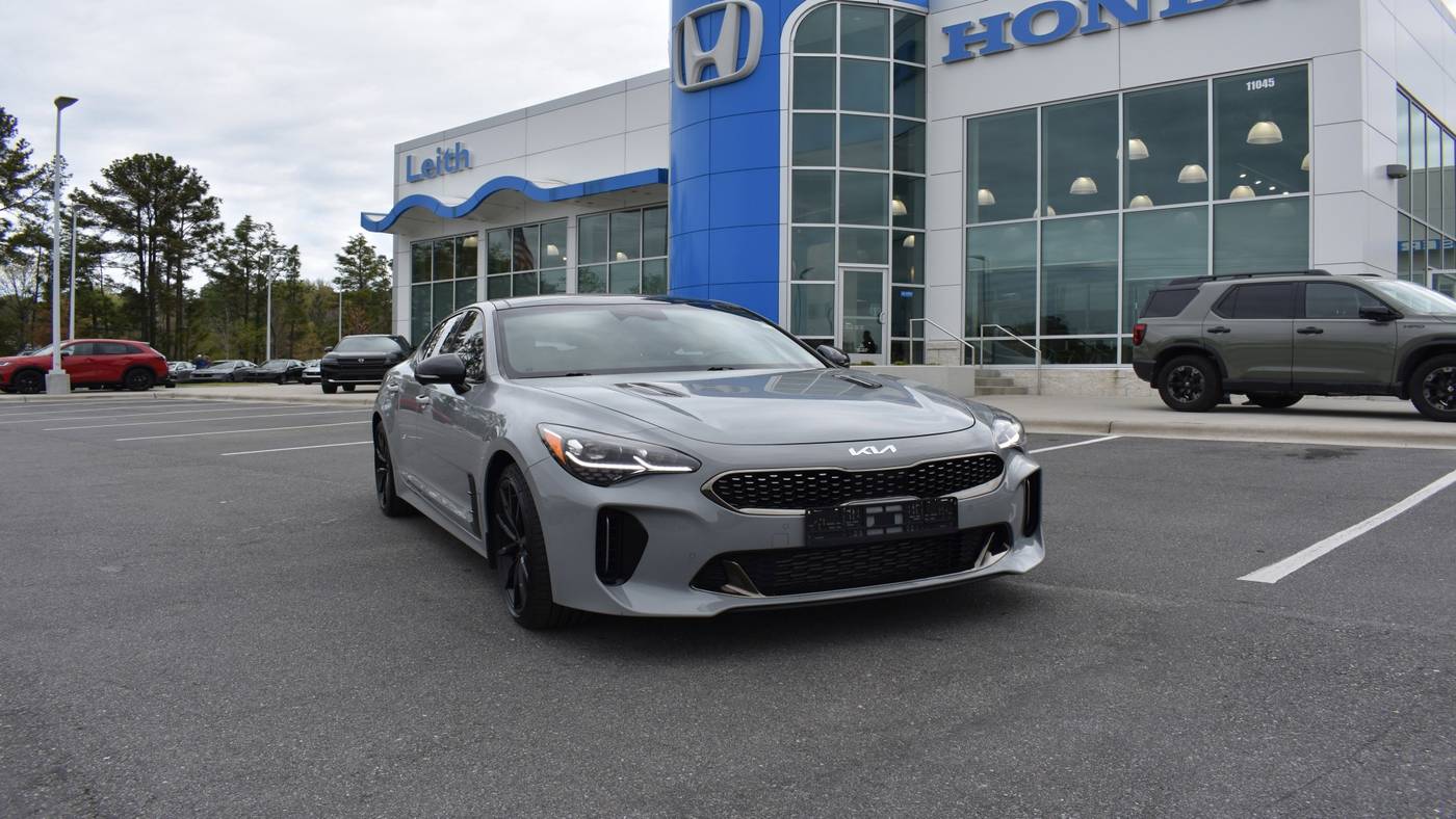 2023 Kia Stinger GT2 — Hatchback — 25,792 mi — Aberdeen, NC