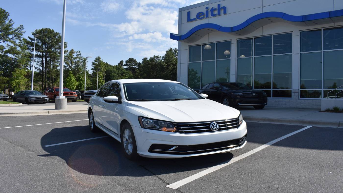 2016 Volkswagen Passat 1.8T S — Sedan — 110,236 mi — Aberdeen, NC