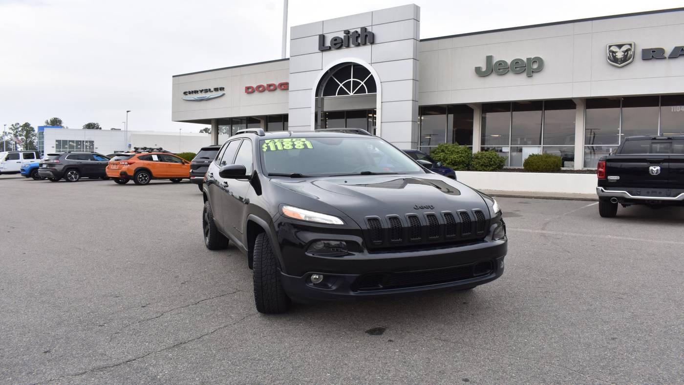 2016 Jeep Cherokee Altitude — SUV — 111,162 mi — Aberdeen, NC