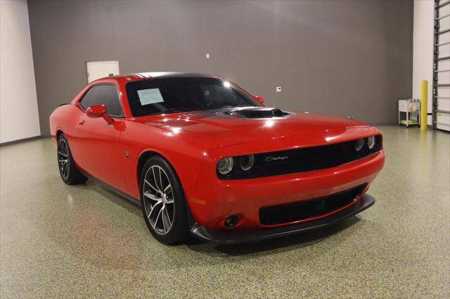 2016 Dodge Challenger 392 Hemi Scat Pack Shaker