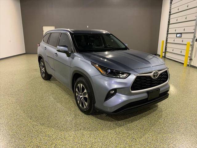 2022 Toyota Highlander XLE — SUV — 53,637 mi — Tomball, TX