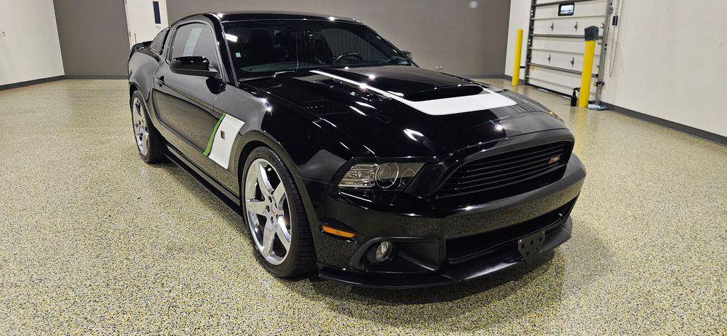 2013 Ford Mustang GT Premium — Coupe — 59,644 mi — Tomball, TX