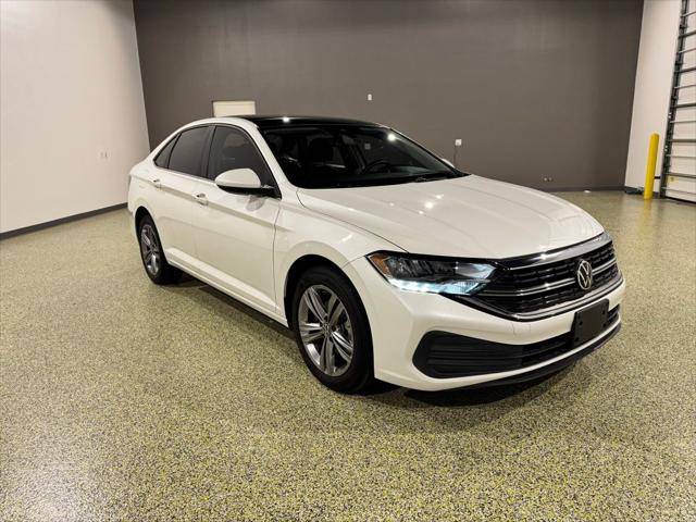 2022 Volkswagen Jetta SE — Sedan — 16,199 mi — Tomball, TX