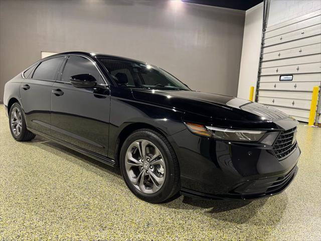 2023 Honda Accord Hybrid EX-L — Sedan — 19,018 mi — Tomball, TX