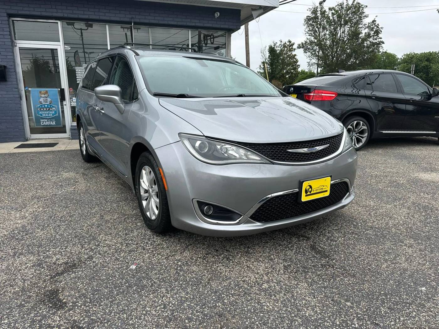 2019 Chrysler Pacifica Touring L — Minivan — 92,381 mi — Vineland, NJ