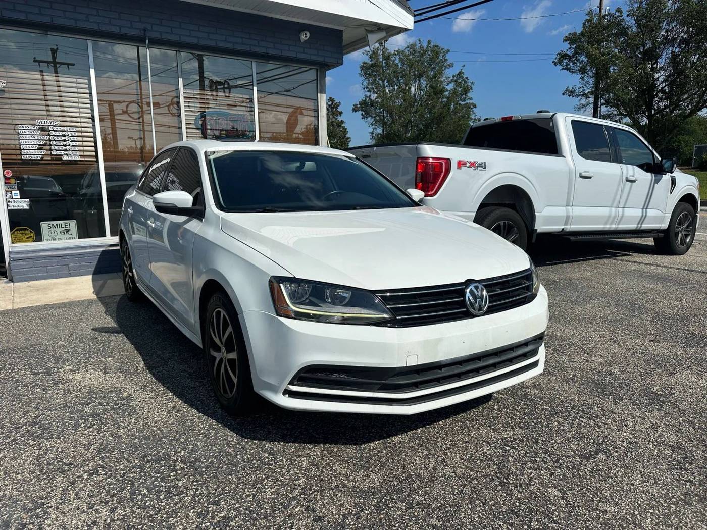 2017 Volkswagen Jetta 1.4T SE — Sedan — 80,777 mi — Vineland, NJ