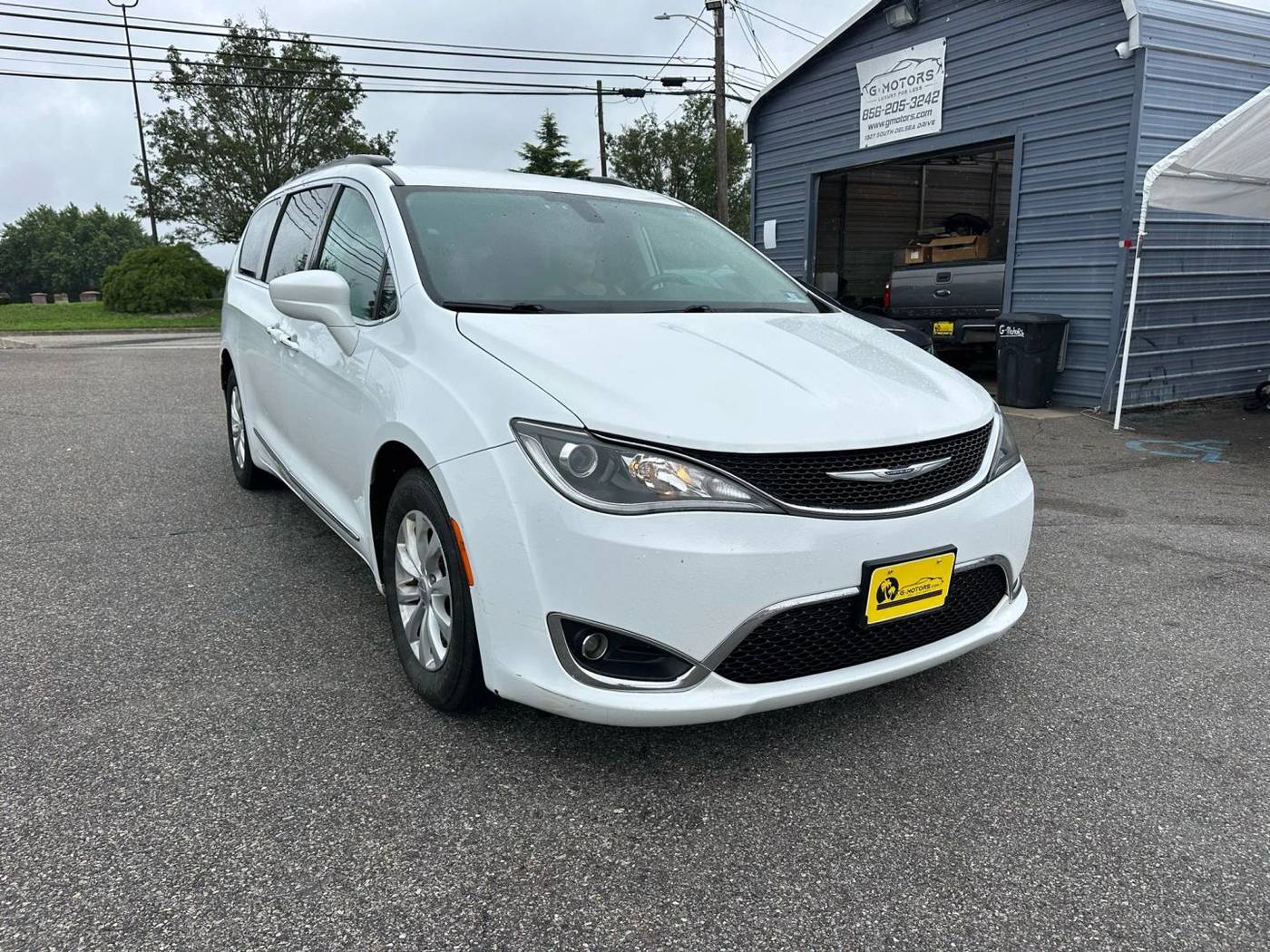 2017 Chrysler Pacifica Touring L — Minivan — 127,642 mi — Vineland, NJ