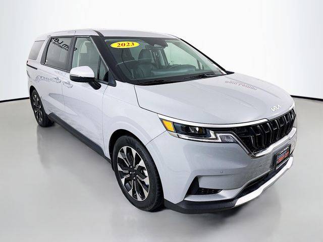 2023 Kia Carnival EX — Minivan — 15,566 mi — Bloomington, IL