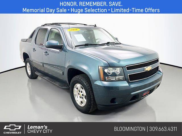 2011 Chevrolet Avalanche LS — Pickup Truck — 138,560 mi — Bloomington, IL