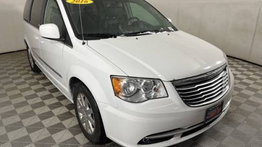 2016 Chrysler Town & Country Touring — Minivan — 100,223 mi — Bloomington, IL