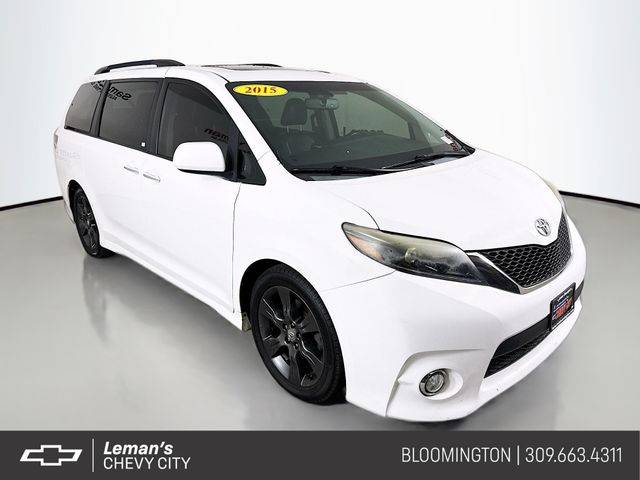 2015 Toyota Sienna SE — Minivan — 193,044 mi — Bloomington, IL