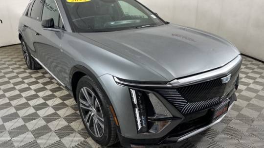 2024 Cadillac LYRIQ Luxury — SUV — 5,960 mi — Bloomington, IL