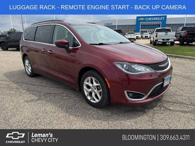 2017 Chrysler Pacifica Touring Plus — Minivan — 109,721 mi — Bloomington, IL
